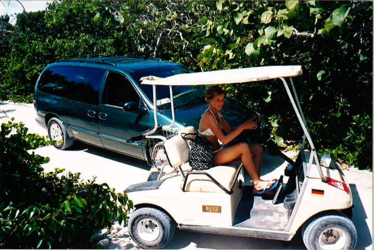 anne-v-2005-rookie-bts-10.jpg